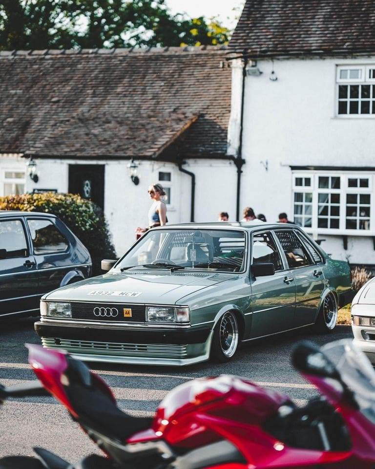 Audi 80