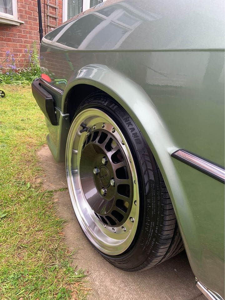 Audi 80