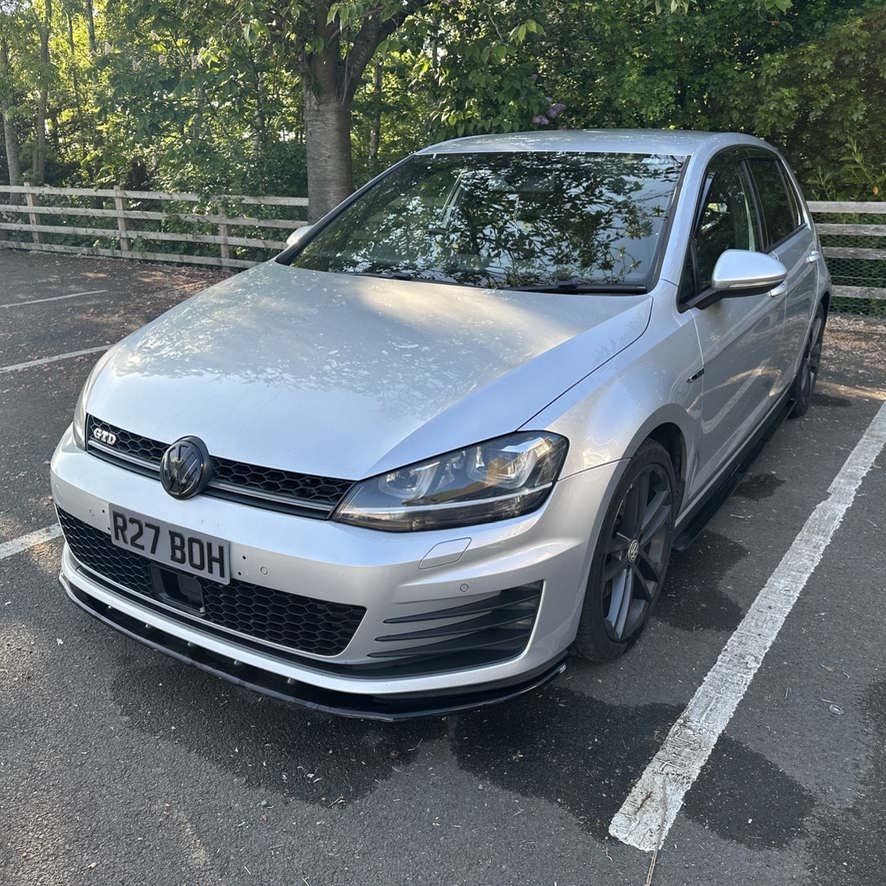 Volkswagen Golf | 180BHP