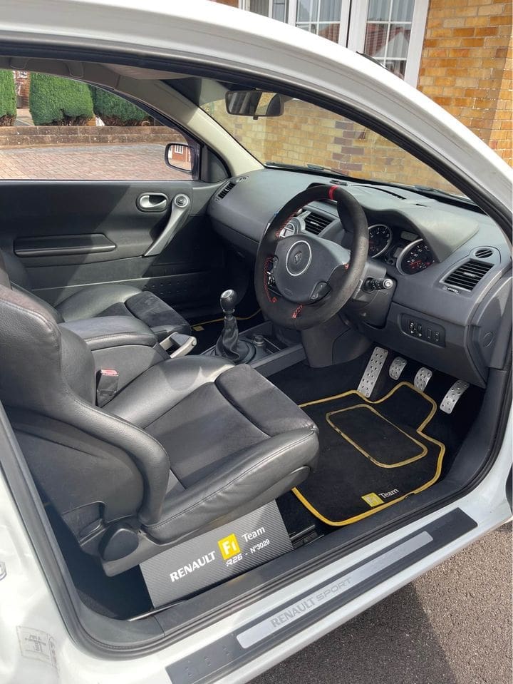 Renault Megane R26 | 287BHP
