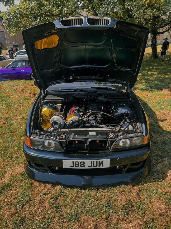 BMW E39 3.0 Turbo 711bhp