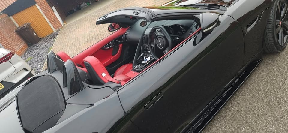 Jaguar F-Type V8 Convertible