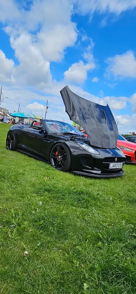 Jaguar F-Type V8 Convertible
