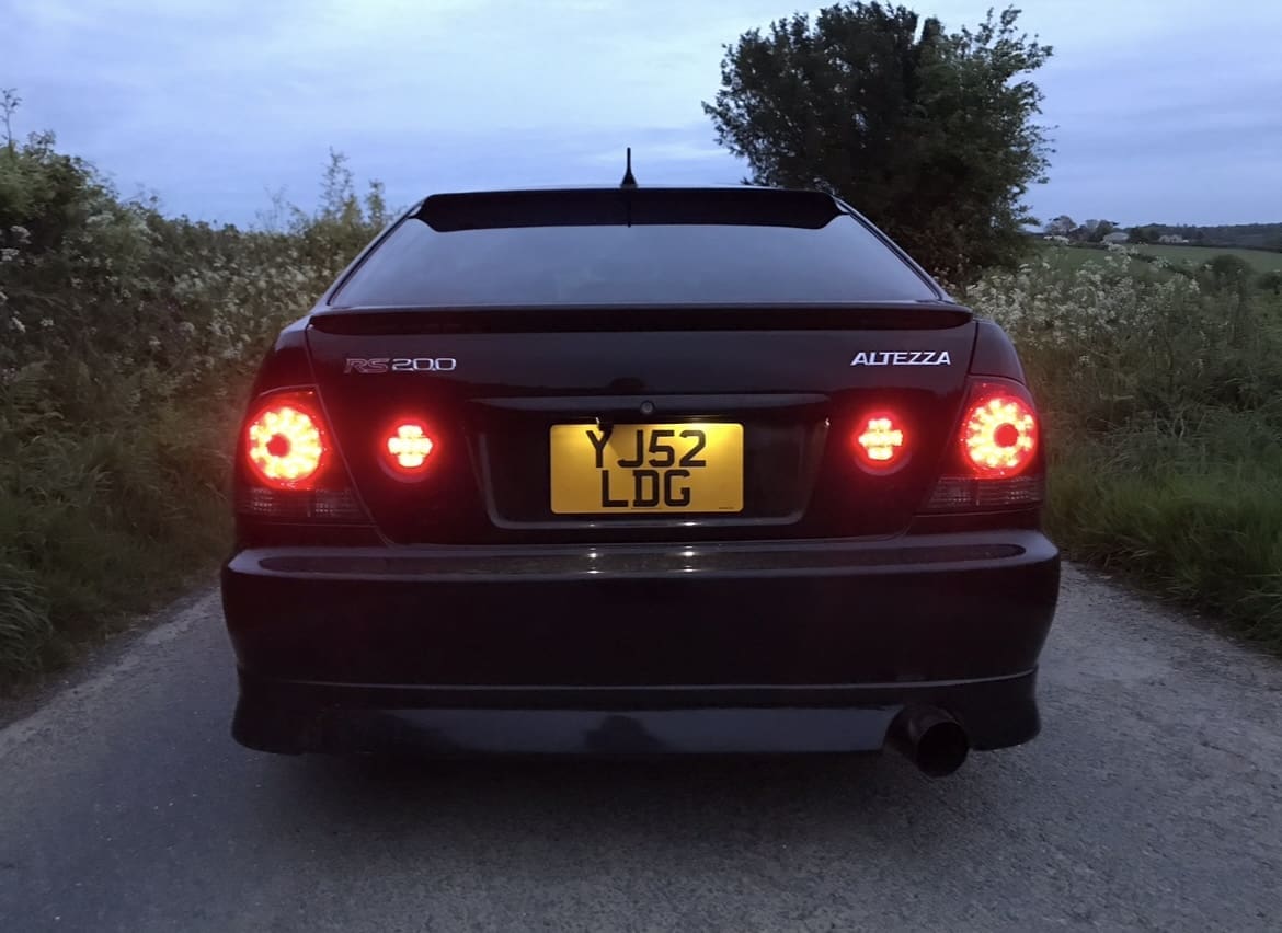 Toyota Altezza RS200 Z Edition – Modified Jap Import