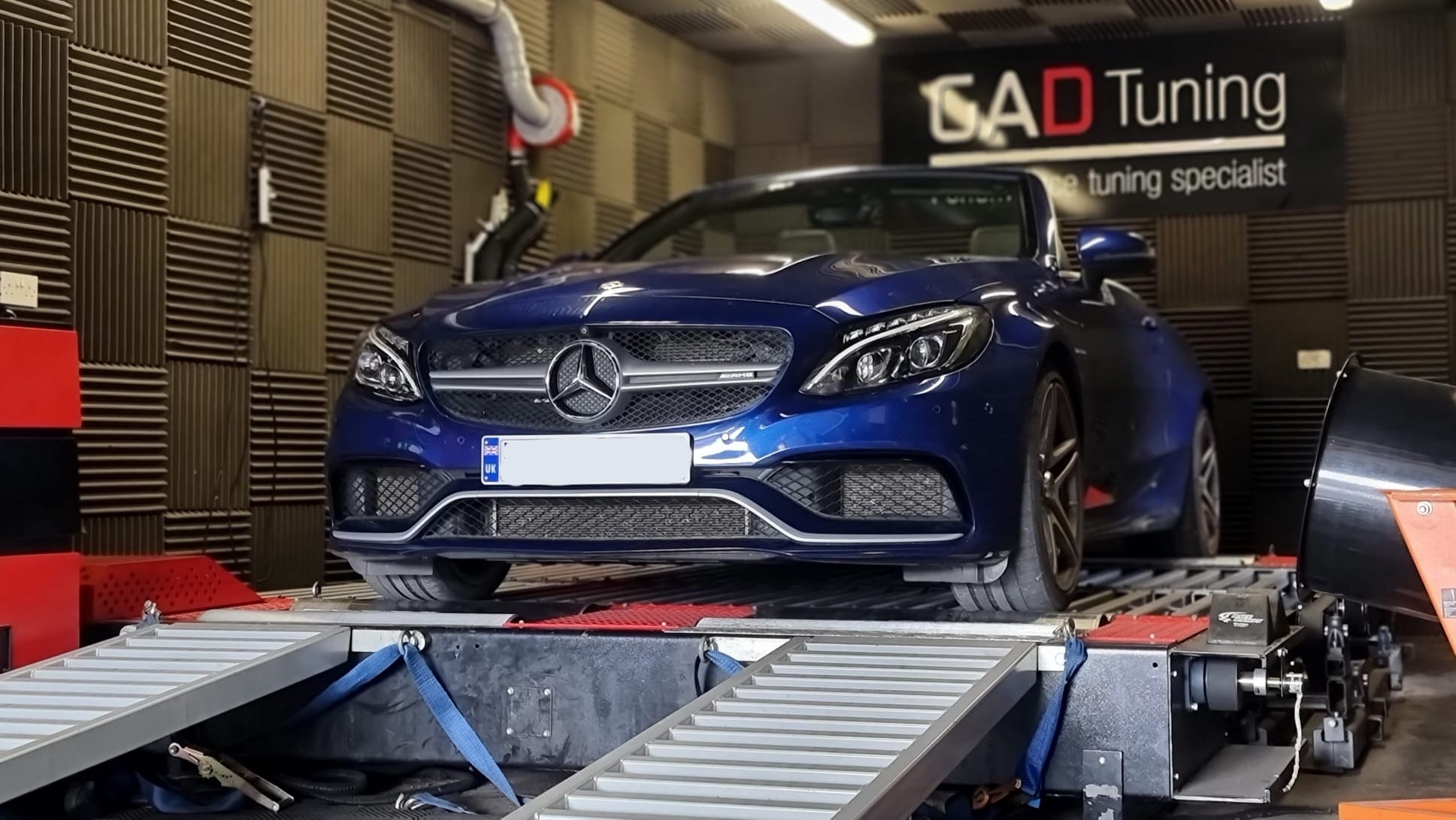 Mercedes C63 AMG