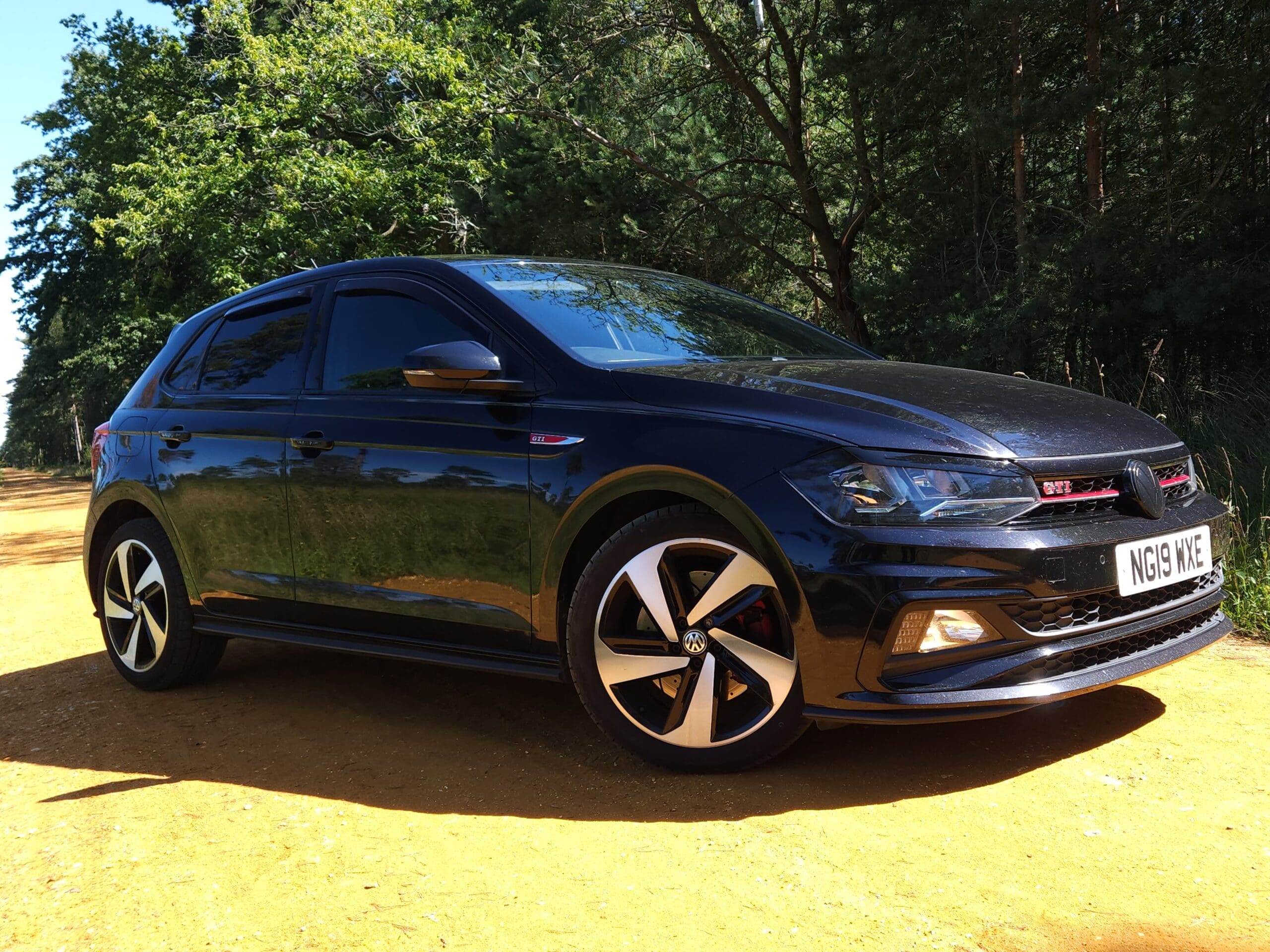 ff-fec180911f2b01a0e7d9321a2706fa80-ff-Polo-GTI-Side