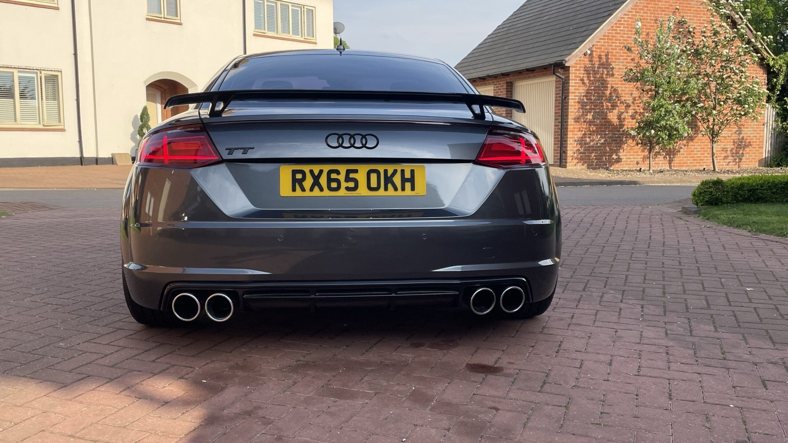 Audi TT S-Line