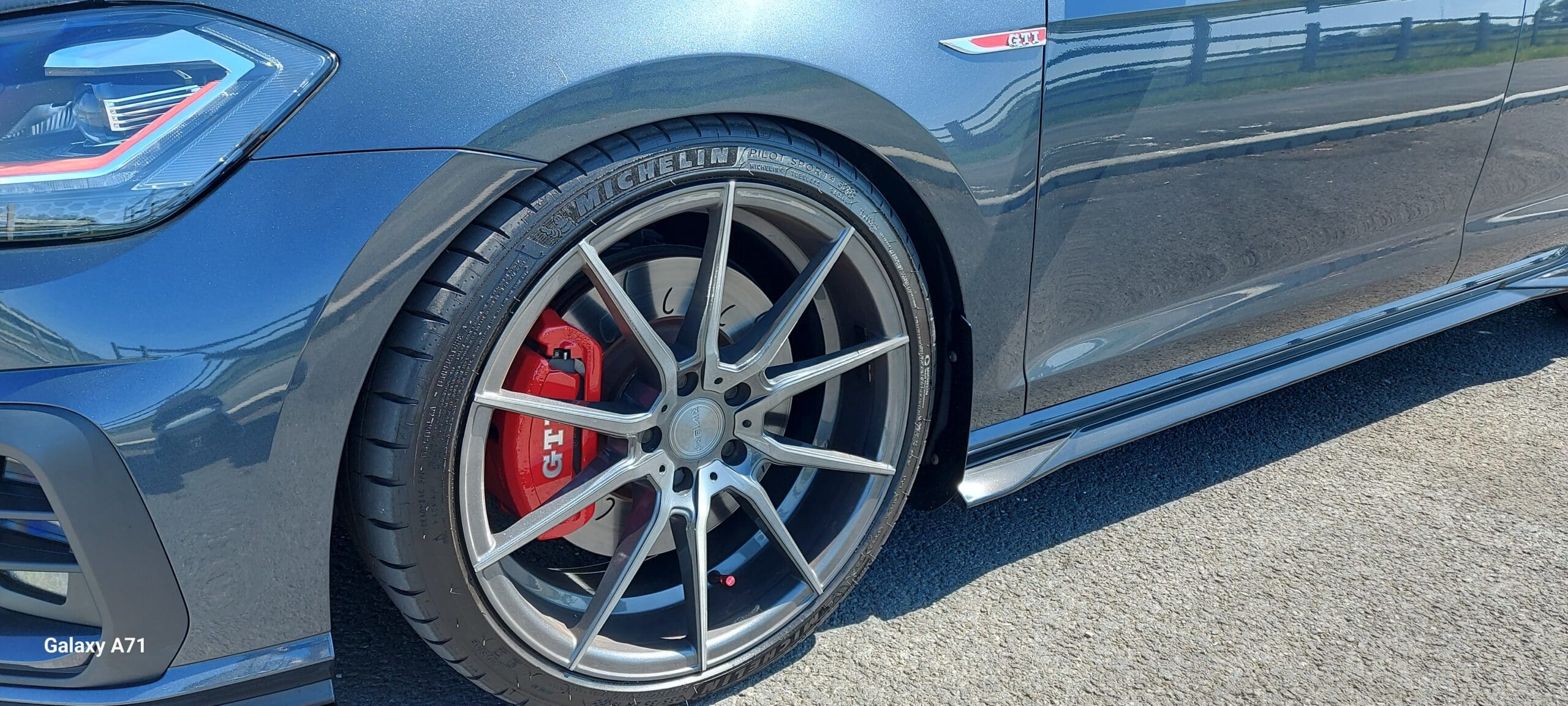 Volkswagen Golf GTI DSG