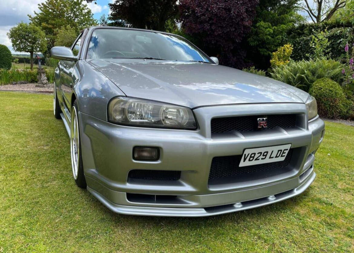 Nissan Skyline r34 GTR V SPEC